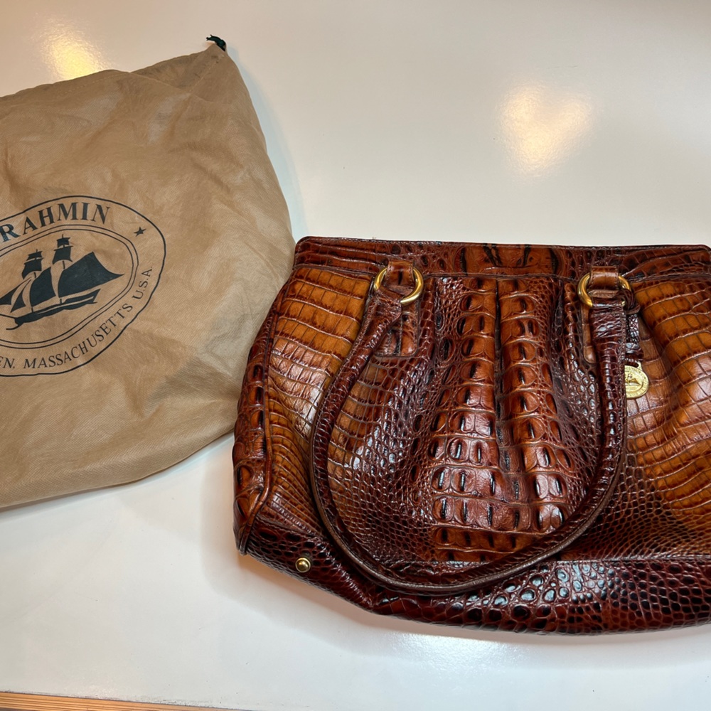Brahmin purse, VGUC from smoke free pet free home